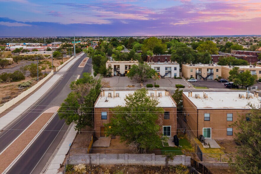 More Photos Of 1000 Meadowlark Ct SE, Rio Rancho Apartments For Sale