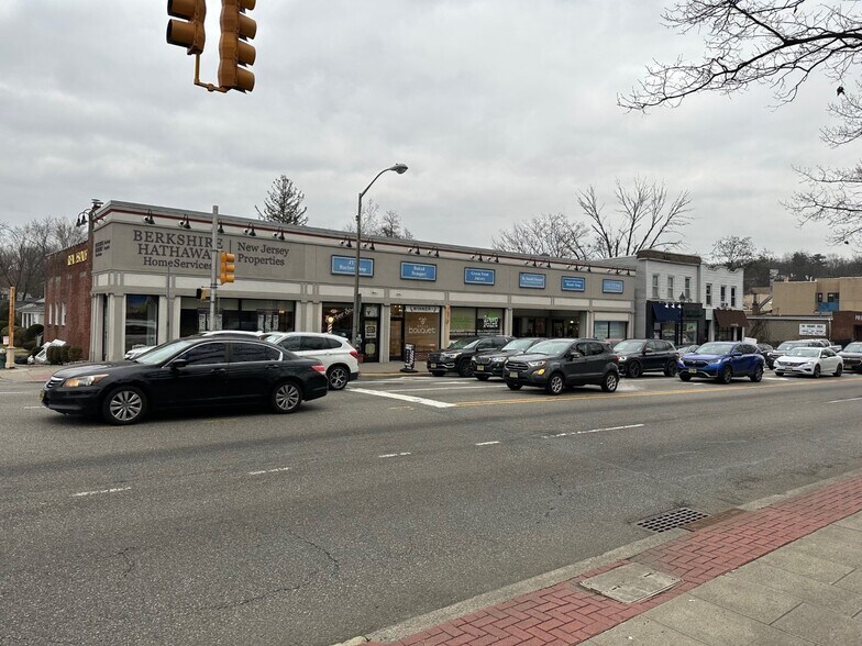 More Photos Of 538 Bloomfield Ave, Verona Storefront Retail Office For Lease