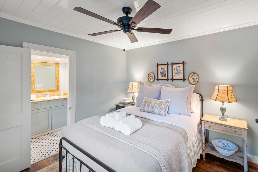 More Photos Of 3500 Sunset Lodge Ct, Charlottesville Hotel For Sale