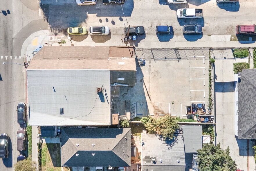 More Photos Of 10527 Compton Ave, Los Angeles Religious Facility For Sale