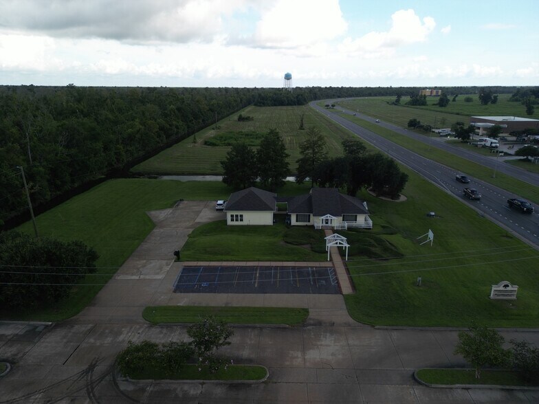 More Photos Of 669 Belle Terre Blvd, La Place Office For Sale