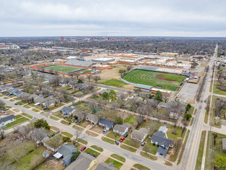 More Photos Of 430 N Berry Rd, Norman Medical For Sale