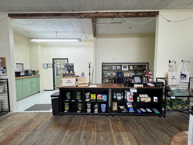 More Photos Of 87 S Main St, Keenesburg Storefront For Sale