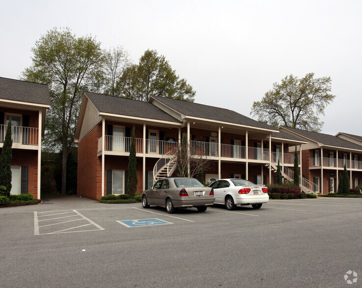 More Photos Of 2120 McFarland Blvd E, Tuscaloosa Office For Lease