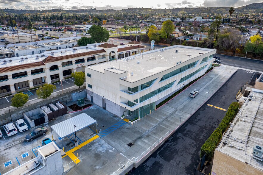 More Photos Of 19115-19117 Colima Rd, Rowland Heights Medical For Lease