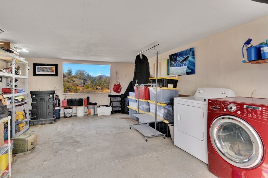 More Photos Of 70111 State Highway 74, Mountain Center Restaurant For Sale