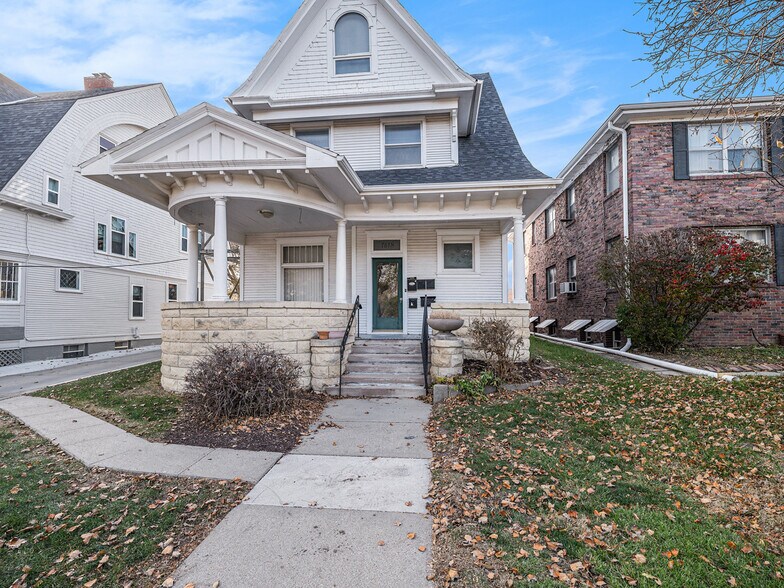 More Photos Of 1618 S 32nd Ave, Omaha Apartments For Sale