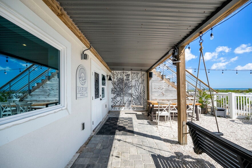 More Photos Of 701 N Ocean Shore Blvd, Flagler Beach Office Residential For Sale