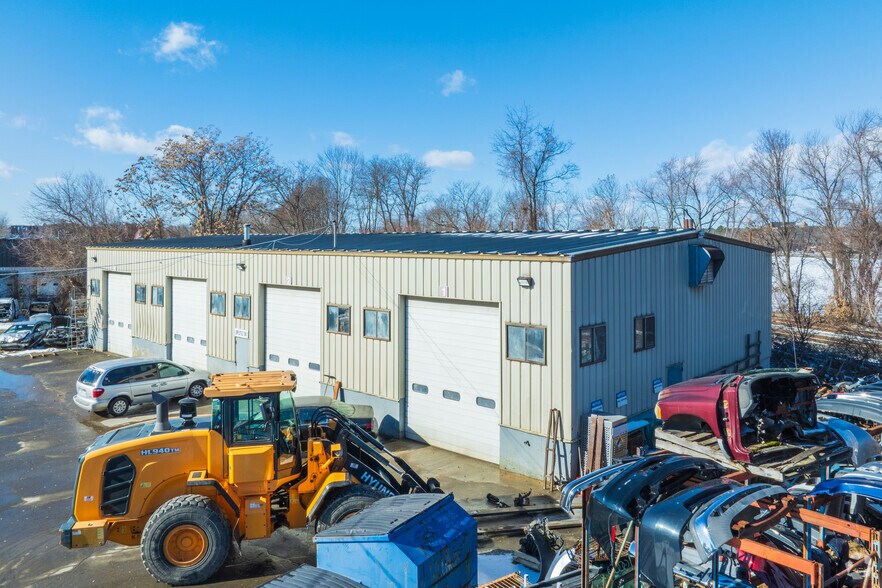More Photos Of 9 Baldwin St, Lowell Warehouse For Sale