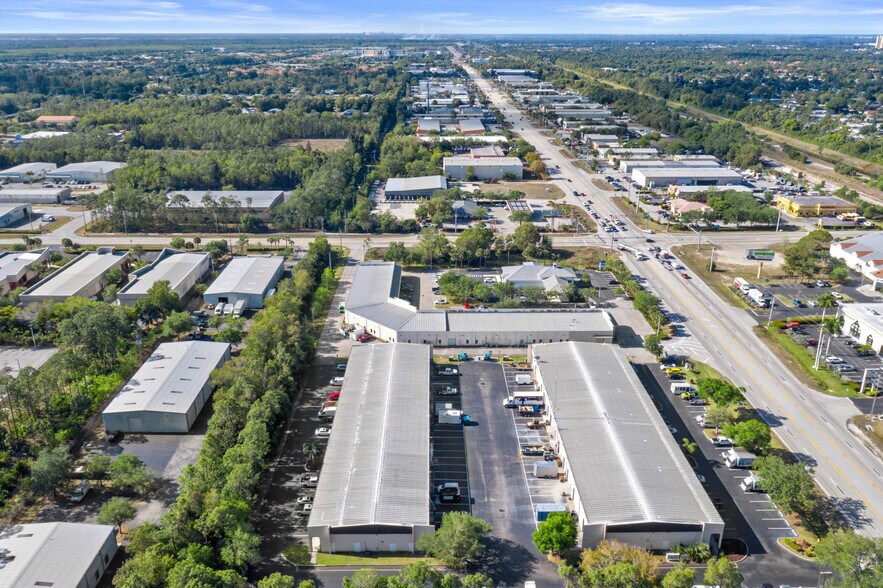 More Photos Of 12165 Metro Pky, Fort Myers Light Manufacturing For Lease