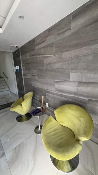 More Photos Of 7955 NW 64th St, Miami Warehouse For Sale