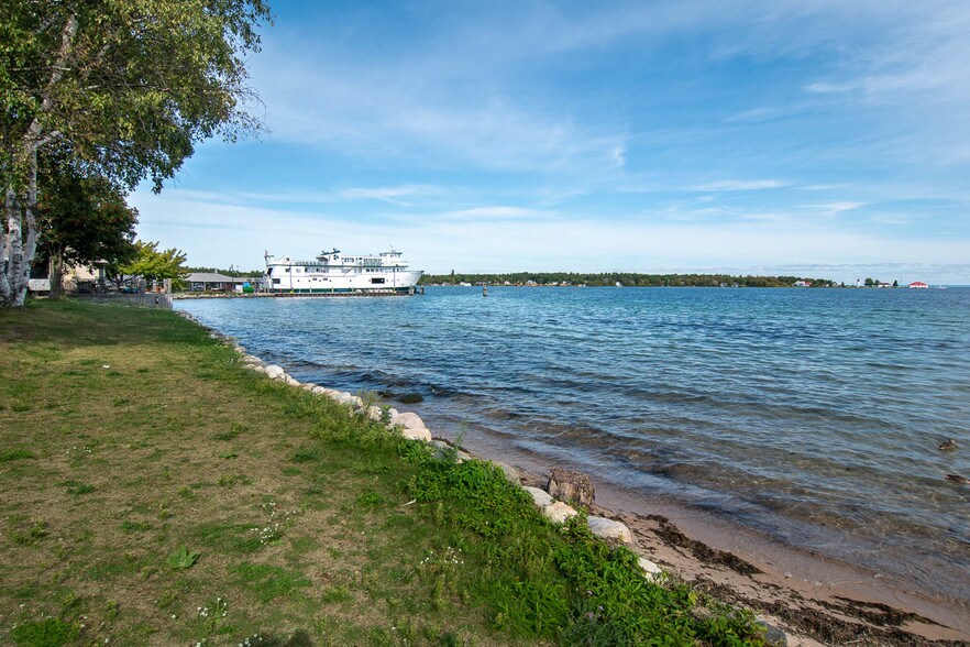 More Photos Of 26260 Main St, Beaver Island Hotel For Sale