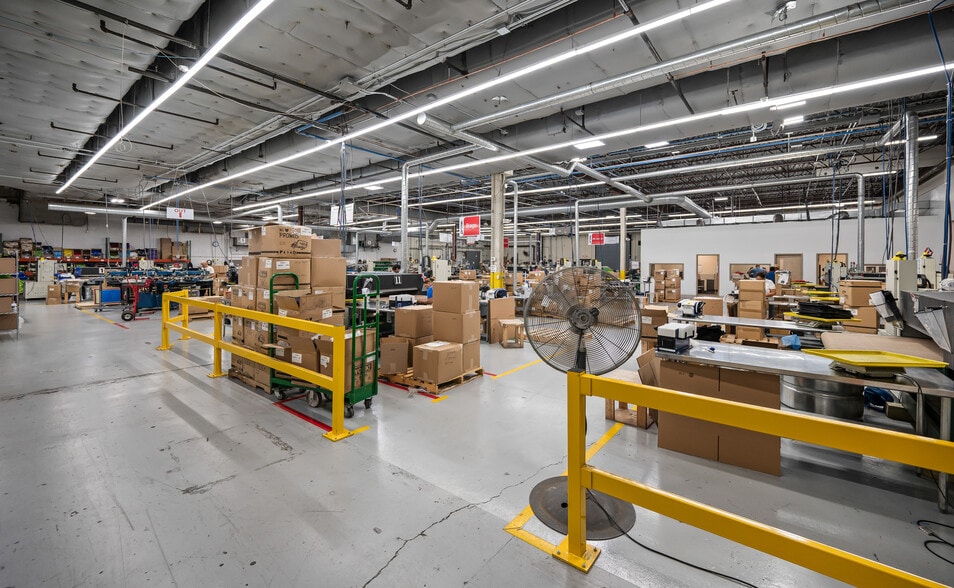 More Photos Of 380 Horace St, Bridgeport Manufacturing For Lease