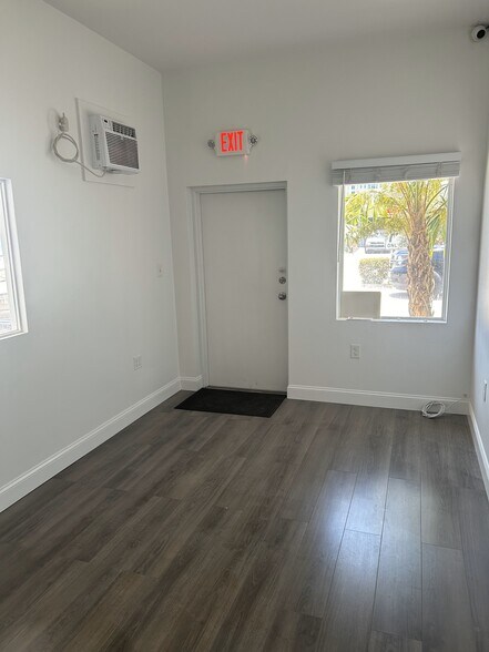 More Photos Of 418-432 S Dixie Hwy E, Pompano Beach Industrial For Sale