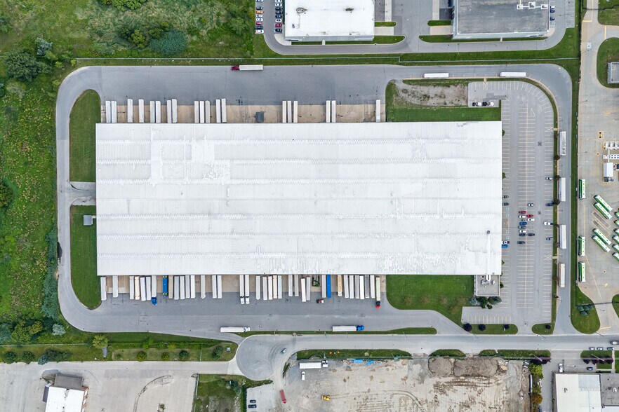 More Photos Of 999 Boundary Rd, Oshawa Warehouse For Lease