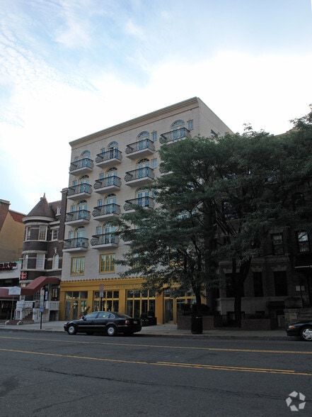 More Photos Of 1836-1840 Columbia Rd NW, Washington Apartments For Lease