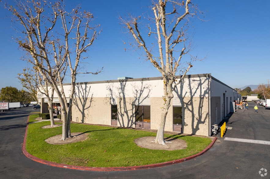 More Photos Of 15791 Rockfield Blvd, Irvine Unknown For Lease