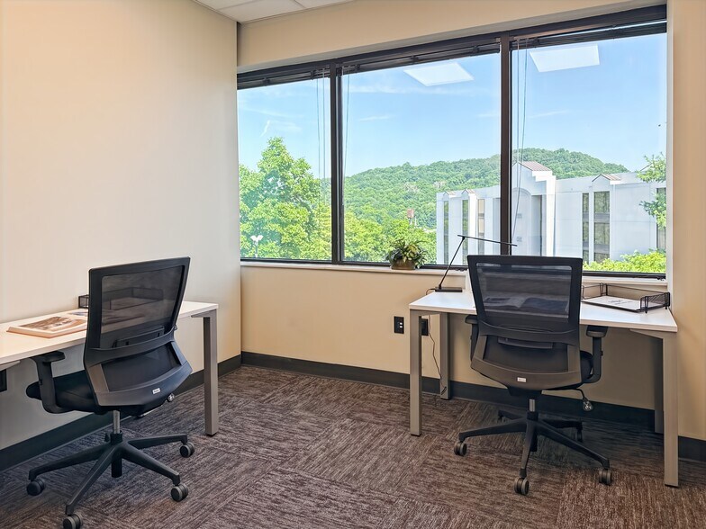 More Photos Of 201 Summit View Dr, Brentwood Coworking Space
