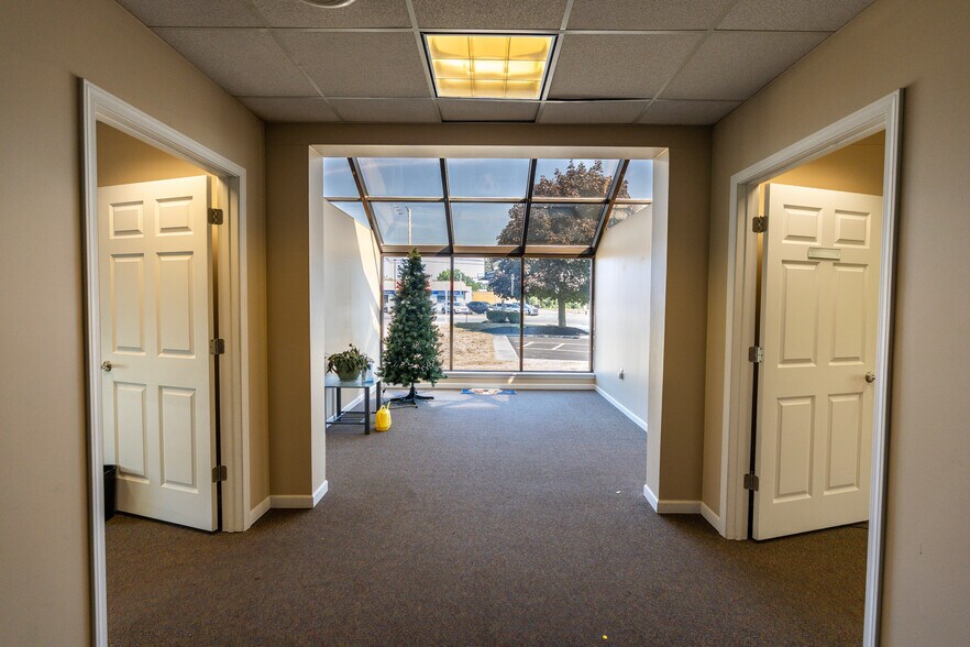 More Photos Of 1351 Mt Vernon Ave, Marion Freestanding For Lease