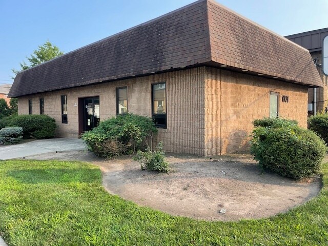 More Photos Of 1101 Raritan Rd, Clark Medical For Sale