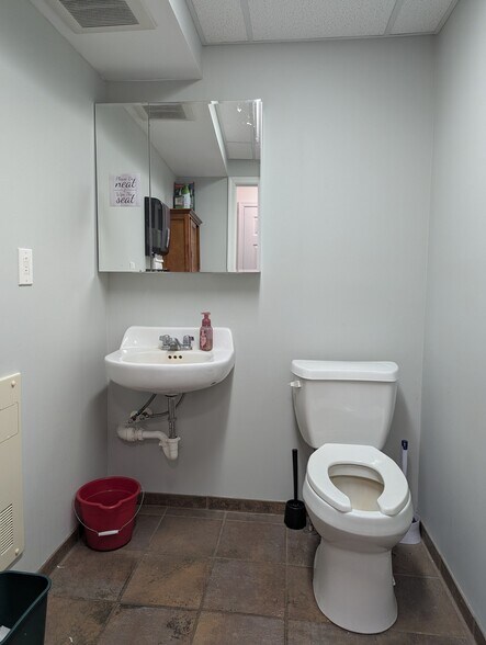 More Photos Of 2005 E Churchville Rd, Bel Air Freestanding For Sale