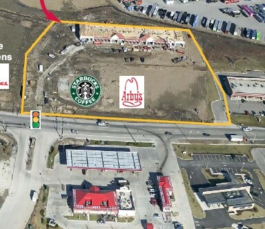 More Photos Of 3754-3780 Elm St, Saint Charles General Retail For Lease