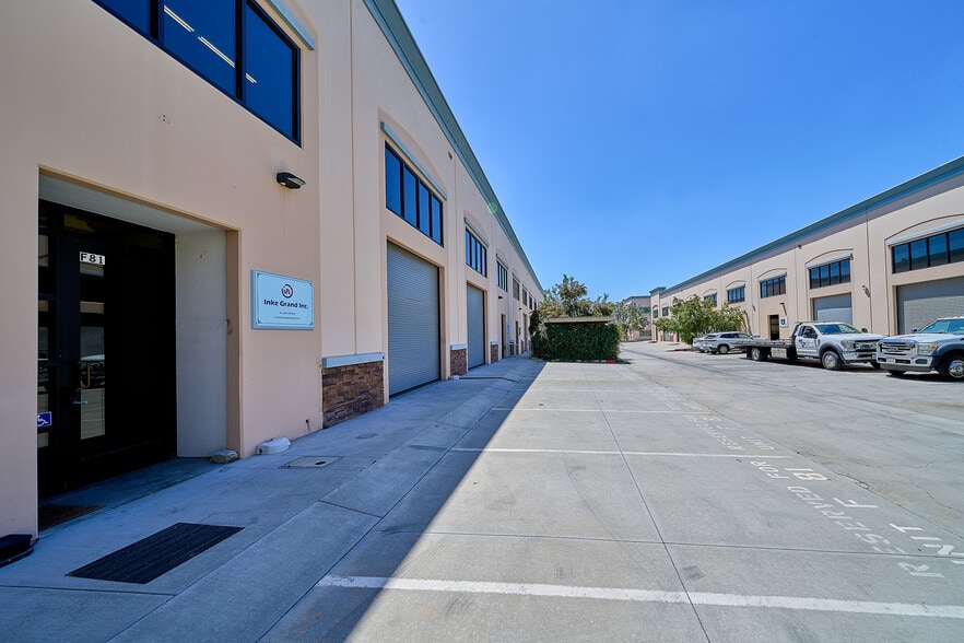 More Photos Of 1773 W San Bernardino Rd, West Covina Warehouse For Sale