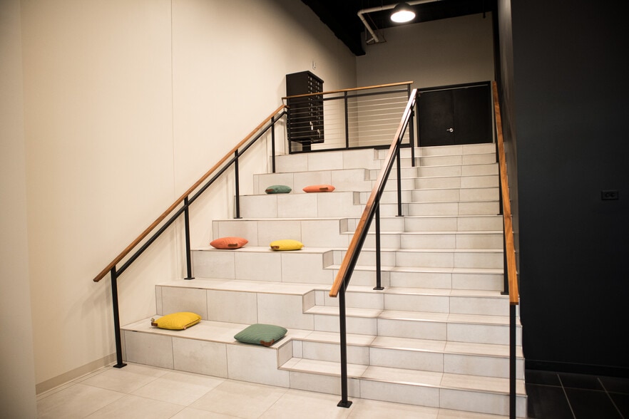 More Photos Of 507 S 2nd St, Milwaukee Office For Lease