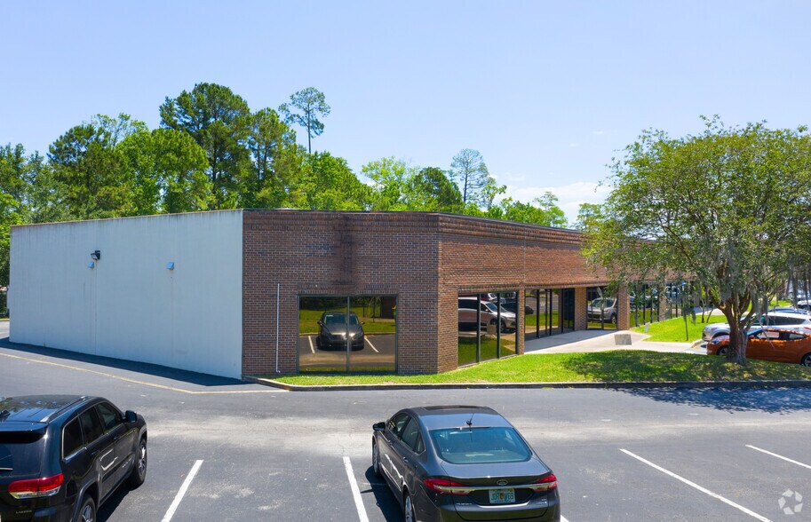 More Photos Of 8011 Philips Hwy, Jacksonville Unknown For Lease