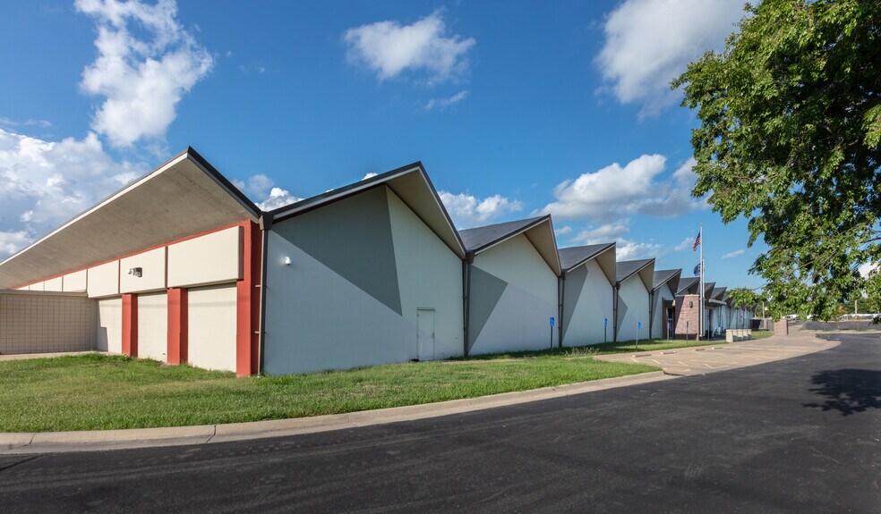 Primary Photo Of 2601 S Oliver, Wichita Office For Sale