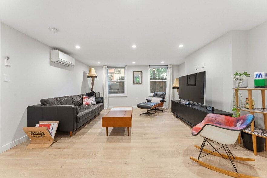 More Photos Of 30 Bergen St, Brooklyn Multifamily For Sale