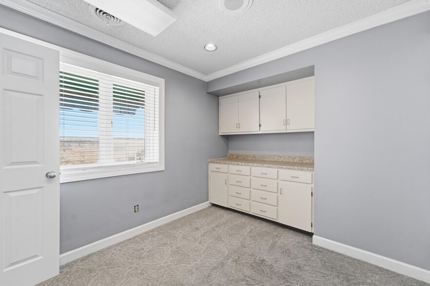 More Photos Of 12-16 Westwoods Dr, Liberty Office For Sale