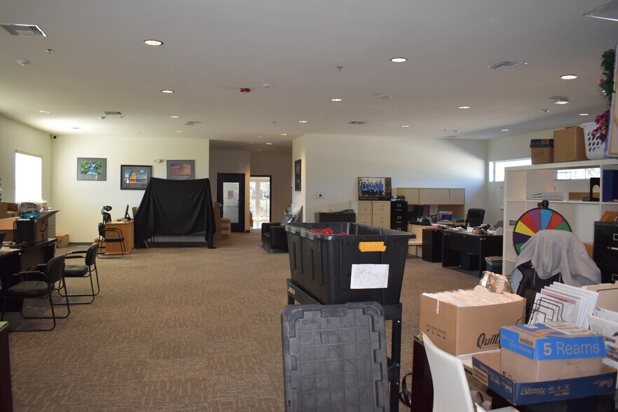 More Photos Of 116 Kenny Blvd, Haines City Loft Creative Space For Lease