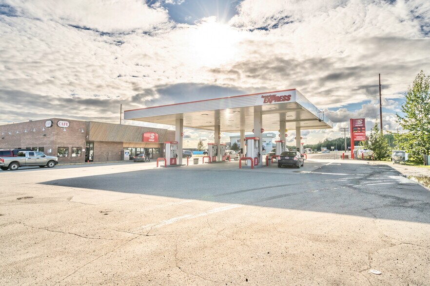 Primary Photo Of 7172 Parks hwy, Wasilla General Retail For Sale