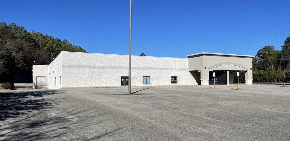 More Photos Of 6701 Crestwood Blvd, Birmingham Daycare Center For Sale