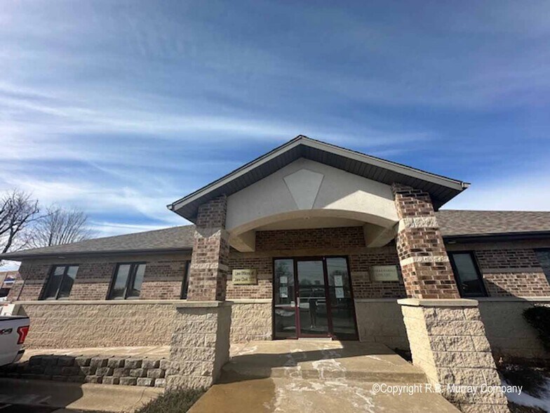 Primary Photo Of 1368 E Kingsley St, Springfield Office For Lease