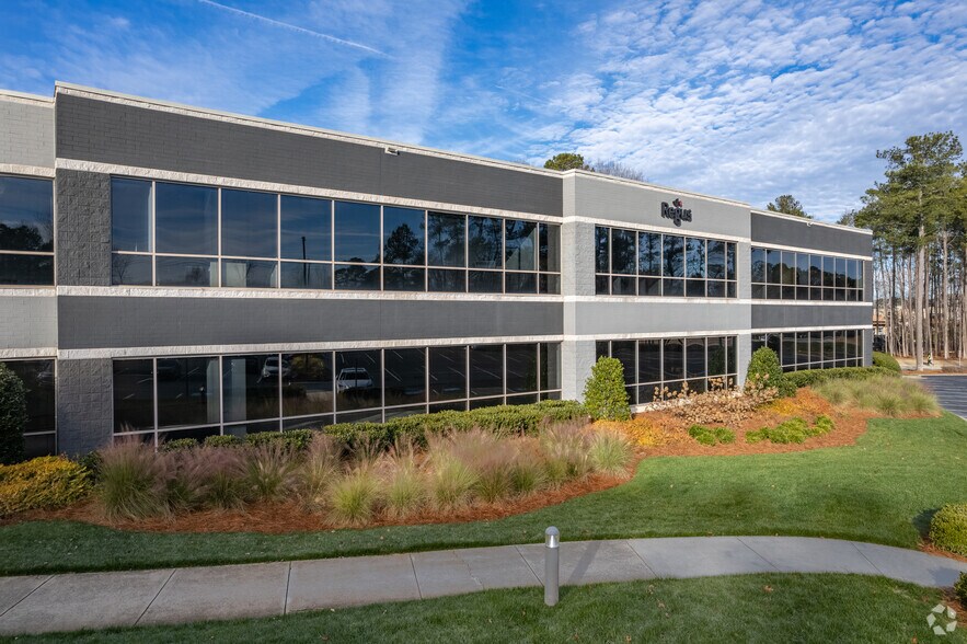 More Photos Of 5051 Peachtree Corners Cir, Peachtree Corners Coworking Space