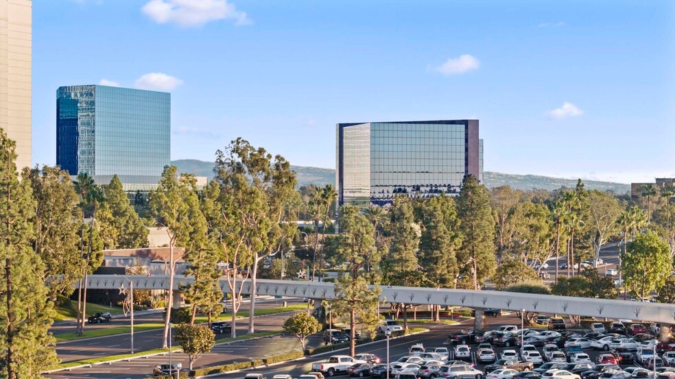 More Photos Of 3200 Bristol St, Costa Mesa Office For Lease