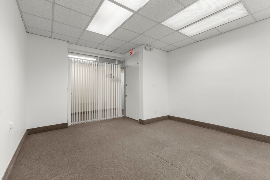 More Photos Of 1800 Grindley Park St, Dearborn Office For Lease