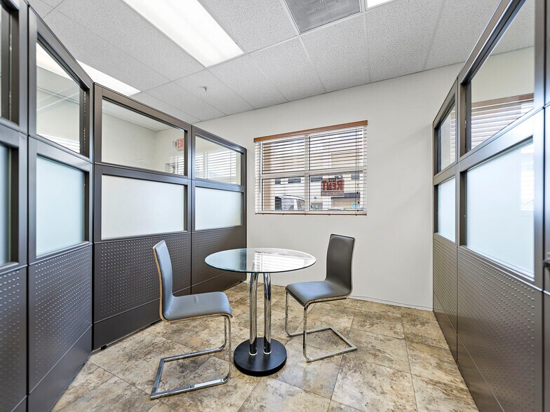 More Photos Of 10900 NW 21st St, Miami Warehouse For Sale