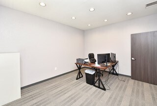 More Photos Of 800 Bonaventure Way, Sugar Land Office For Lease