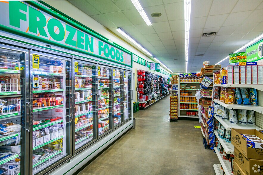 More Photos Of 1011 W Avenue D, Lovington Freestanding For Sale