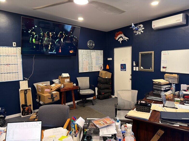 More Photos Of 3122-3144 E Columbia St, Tucson Research And Development For Sale