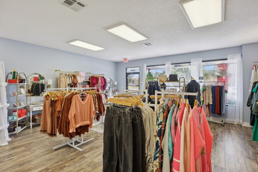 More Photos Of 1637-1643 S 8th St, Fernandina Beach Storefront For Sale