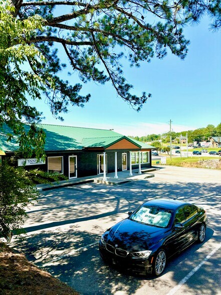 More Photos Of 1401 Montgomery Hwy, Birmingham Storefront Retail Office For Sale