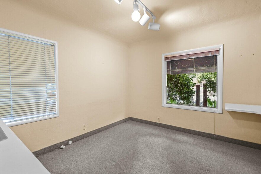 More Photos Of 1826 Sonoma St, Redding Healthcare For Sale