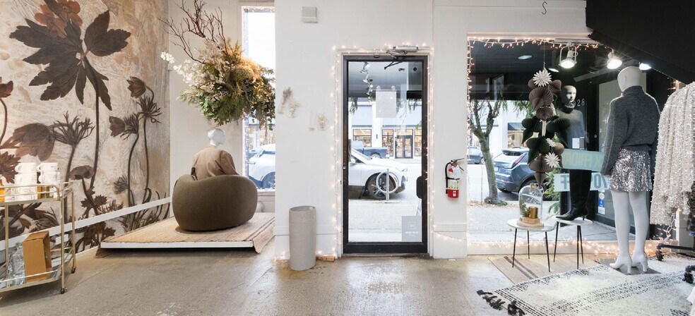 More Photos Of 2928 Granville St, Vancouver Storefront For Lease