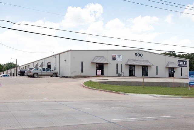 More Photos Of 500 S Belt Line Rd, Irving Warehouse For Lease
