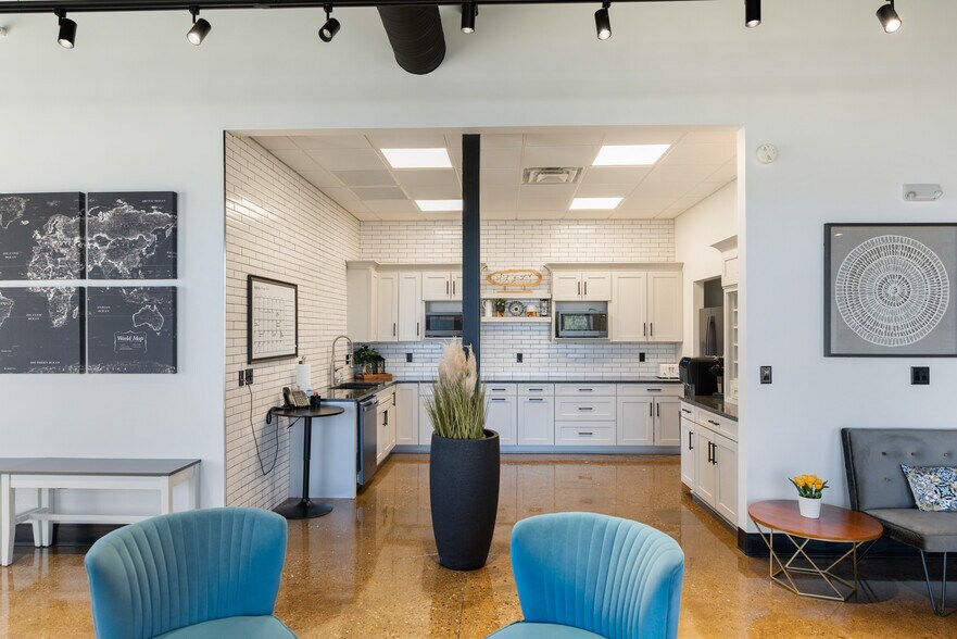 More Photos Of 4880 Hills And Dales Rd NW, Canton Warehouse For Sale