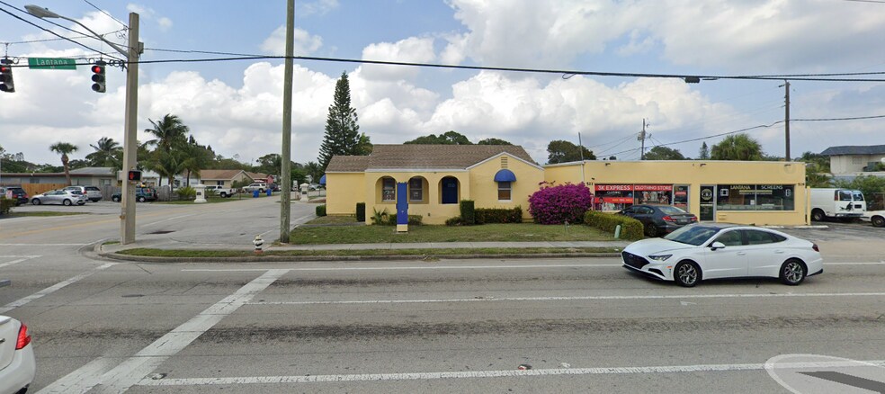 More Photos Of 410 N Broadway, Lantana General Retail For Sale